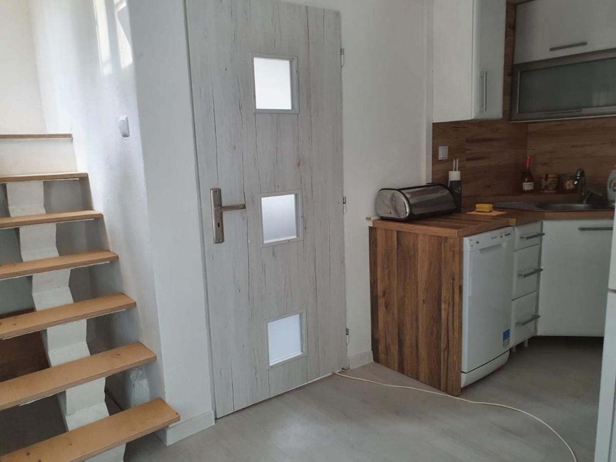 Horska Chata V Srdci Kremnickych Hor Μπάνσκα Μπίστριτσα Εξωτερικό φωτογραφία